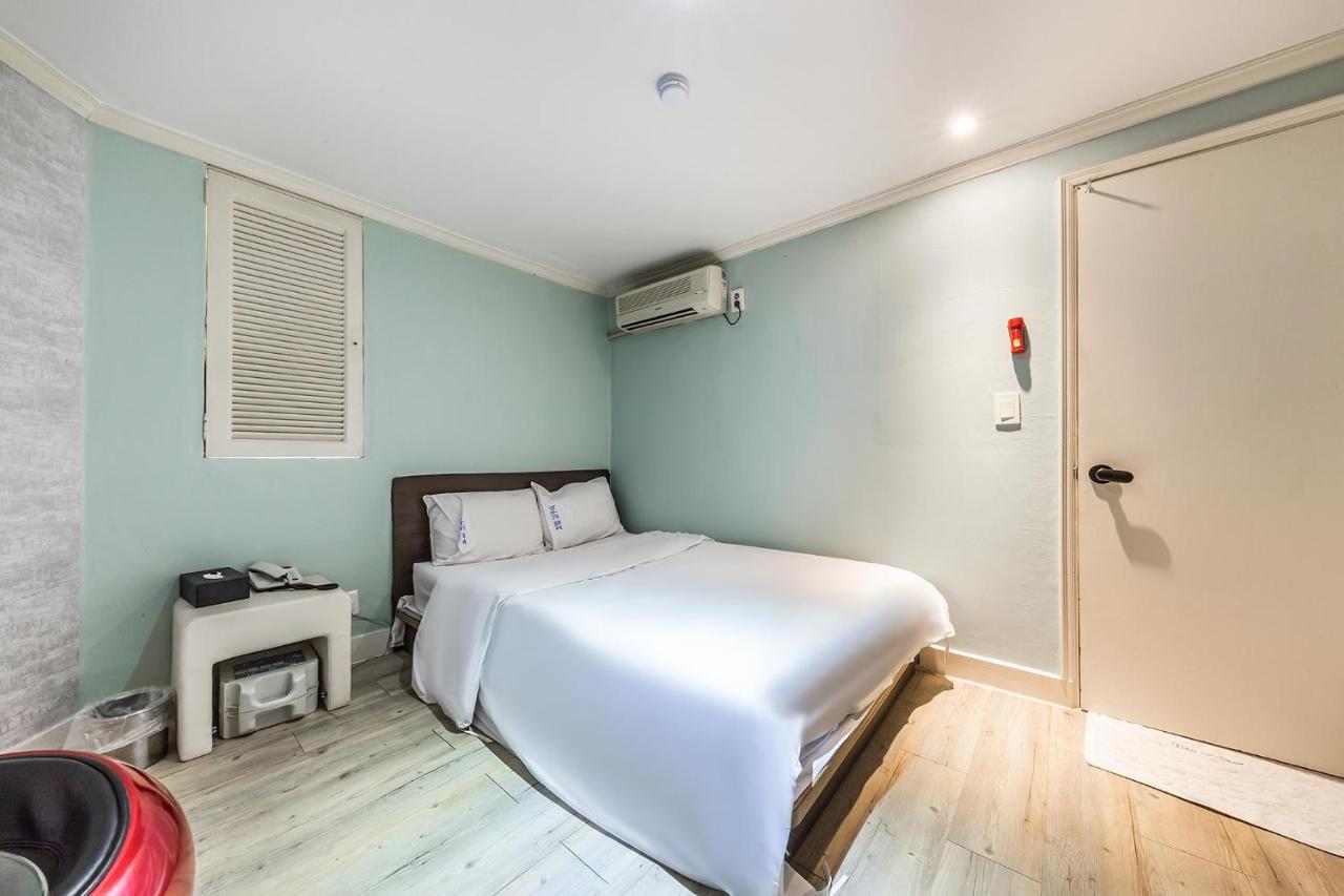 In Seoul Sinchon Goguma Hotel Seul Exterior foto